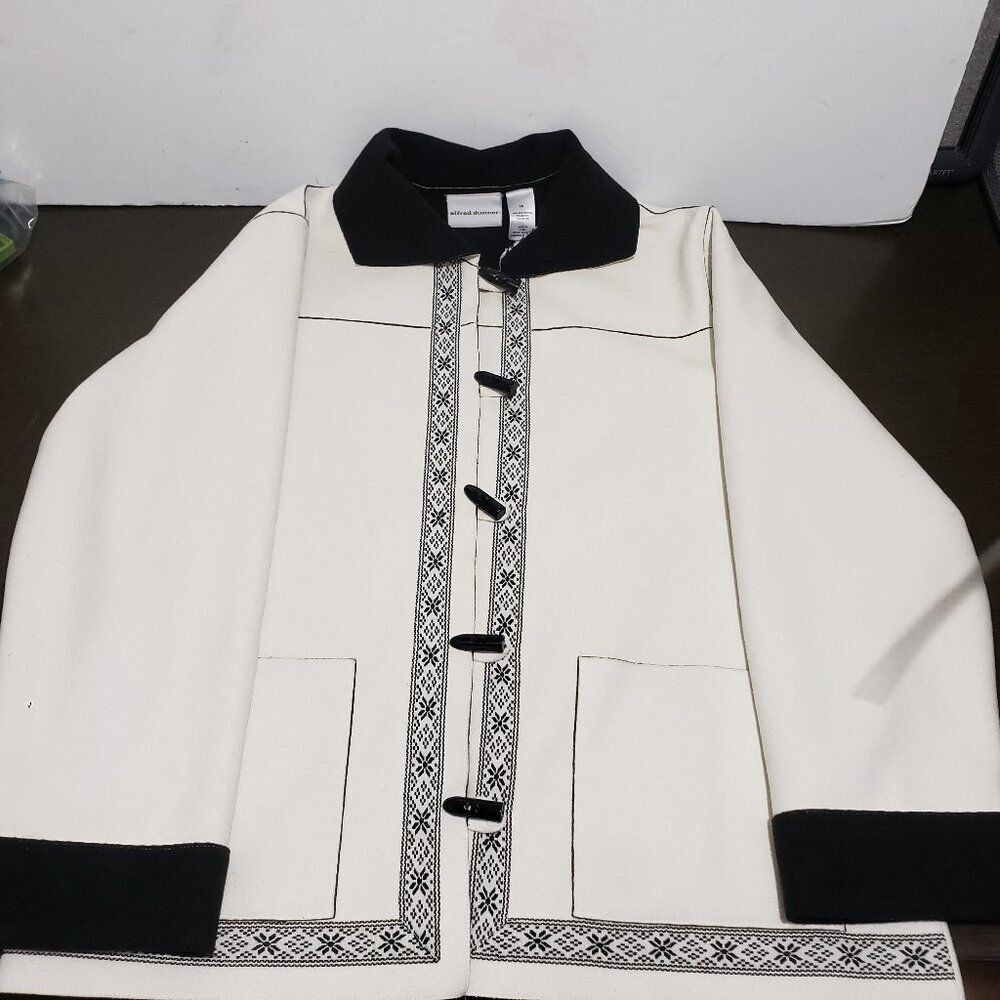 Alfred Dunner Faux Suede Off White Black Trim Jacket Toggle Buttons 14